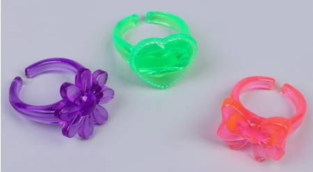 Ободок карнавальный с сюрпризом-колечком «Кошка», черный ободок, колечко — цвета ассорти Ободок карнавальный с сюрпризом-колечком «Кошка», черный ободок, колечко — цвета ассорти