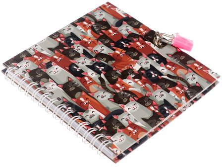 Книжка записная подарочная на замочке Sima-Land (А6), 130*130 мм, 45 л., линия, «Кошки» Книжка записная подарочная на замочке Sima-Land (А6), 130*130 мм, 45 л., линия, «Кошки»