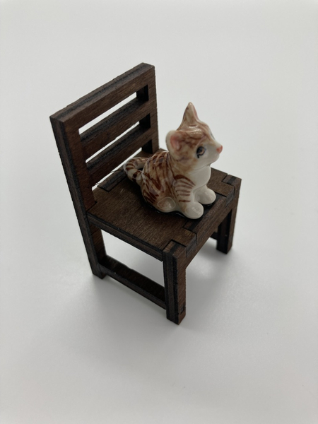 Фигурка фарфоровая №02, «Котенок на стуле рыжий»