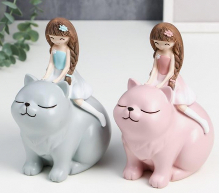 Копилка полистоун Sima-Land, 19*14*10 см, «Девочка верхом на котике», ассорти Копилка полистоун Sima-Land, 19*14*10 см, «Девочка верхом на котике», ассорти