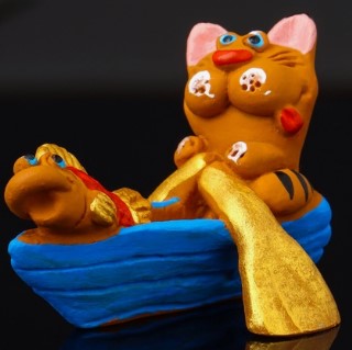 Сувенир полистоун Sima-Land 4,2×5,8×5,4 см, «Кот в лодке с рыбкой»