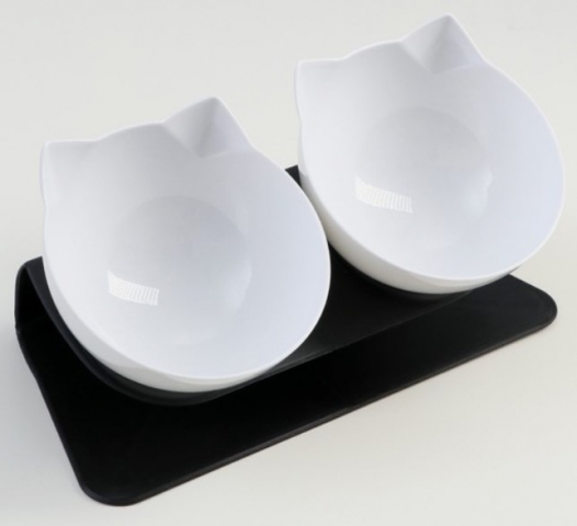 Миски пластиковые на подставке Sima-Land 2 шт.: 500 мл, 27,5×14×15 см, белые на черной подставке