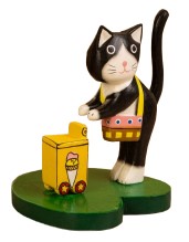 Сувенир деревянный Sima-Land 7×8×10 см, «Кошка-мороженщик»