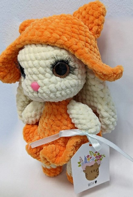 Игрушка мягкая-амигуруми «Кото-заяц» (Мечайкина В.В.), высота ~ 23 см, оранжевый Игрушка мягкая-амигуруми «Кото-заяц» (Мечайкина В.В.), высота ~ 23 см, оранжевый