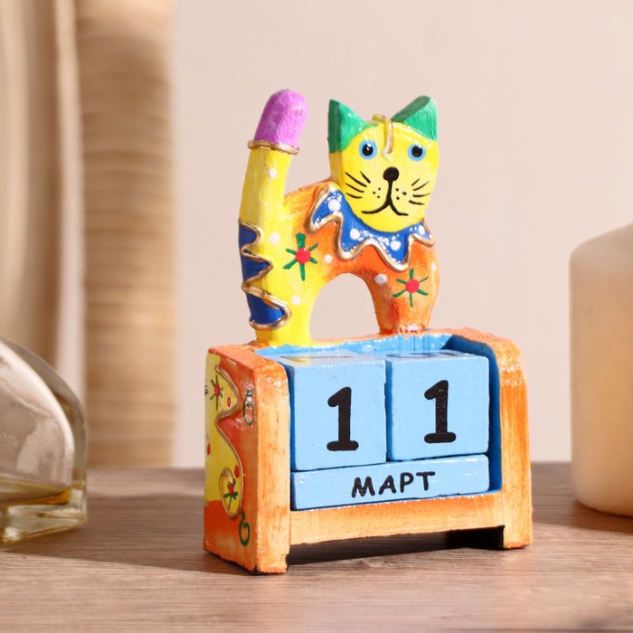 Календарь деревянный настольный 10×7×4 см, «Котёнок» (2 языка для месяцев)