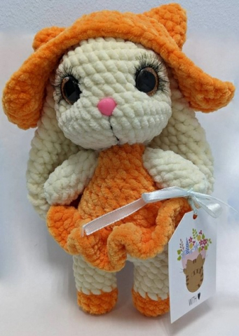 Игрушка мягкая-амигуруми «Кото-заяц» (Мечайкина В.В.), высота ~ 23 см, оранжевый Игрушка мягкая-амигуруми «Кото-заяц» (Мечайкина В.В.), высота ~ 23 см, оранжевый